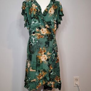 Suzanne Betro Green Floral Mini Dress Raffle Hems Lines Wraped Size 4x